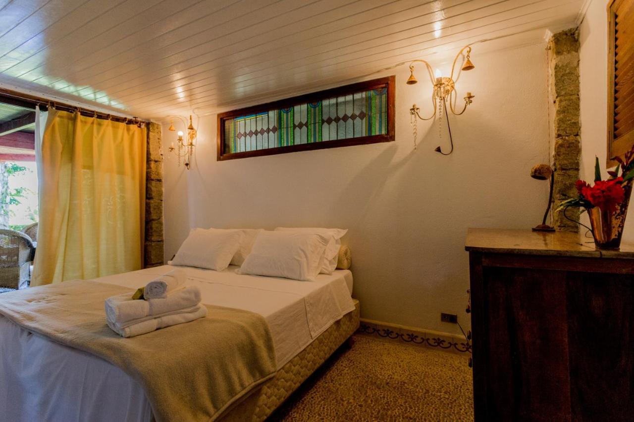 Feiticeira Guesthouse Ilhabela Camera foto